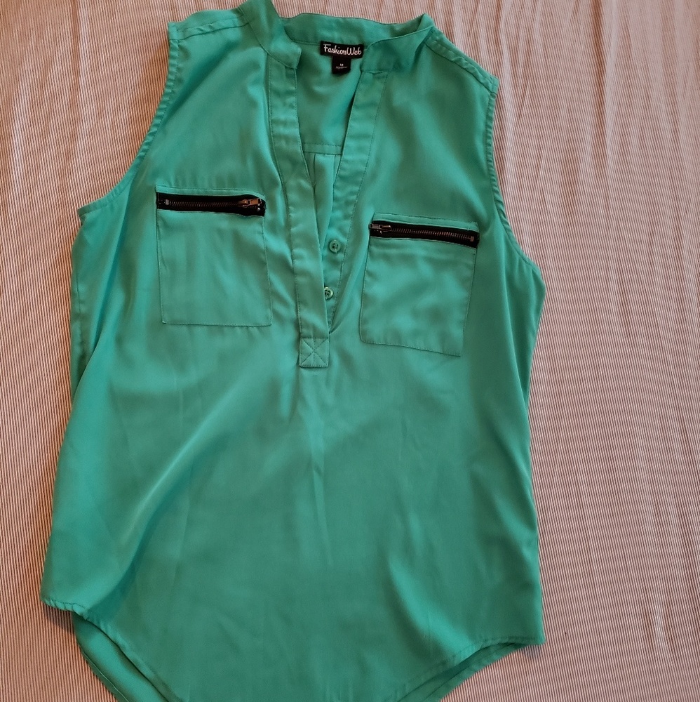 Cute top